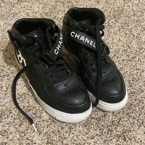 Nike high top with Chanel details men’s size 6